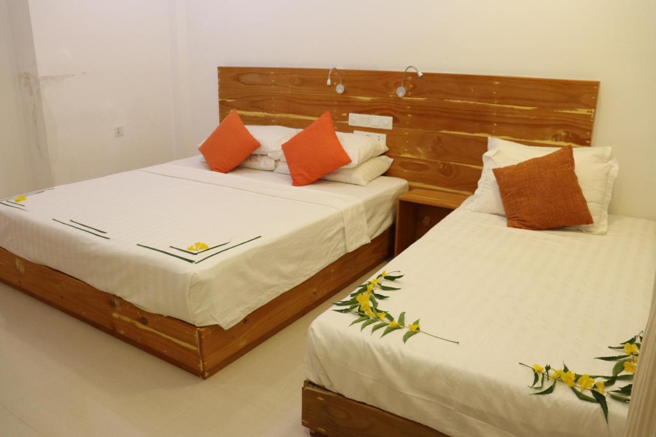 Alaika Maafushi Hotel Exterior foto